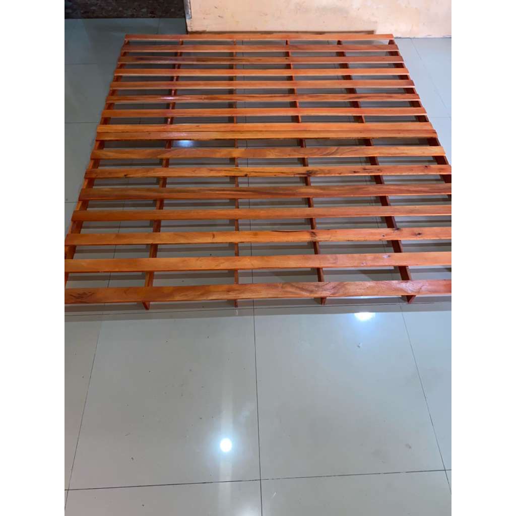 Dipan kasur furnitur/dipan ukuran 180x200/dipan estetik