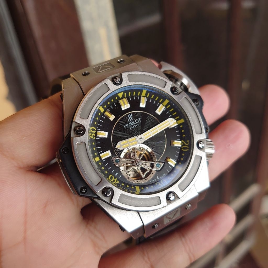 jam tangan automatic tourbillon hublot oceanograph diver 4000