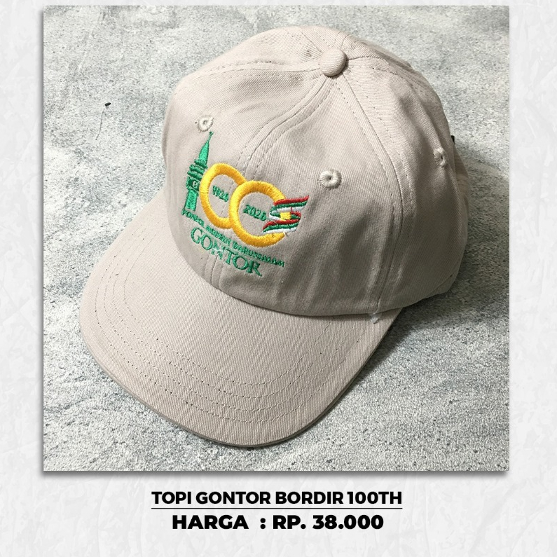 Merchandise Resmi Topi 100 Tahun Gontor – Elegan & Berkelas
