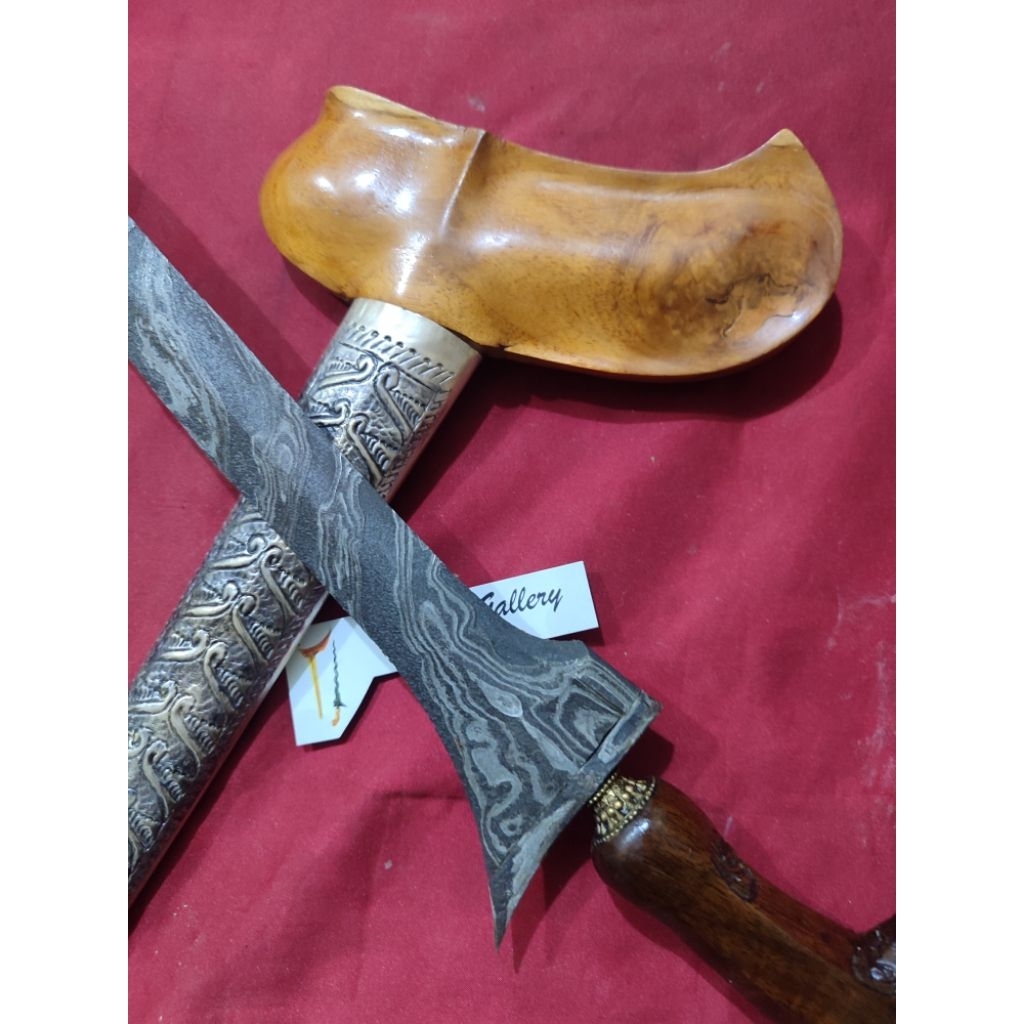 Keris Jalak Tilam Sari pamor Buntel mayit