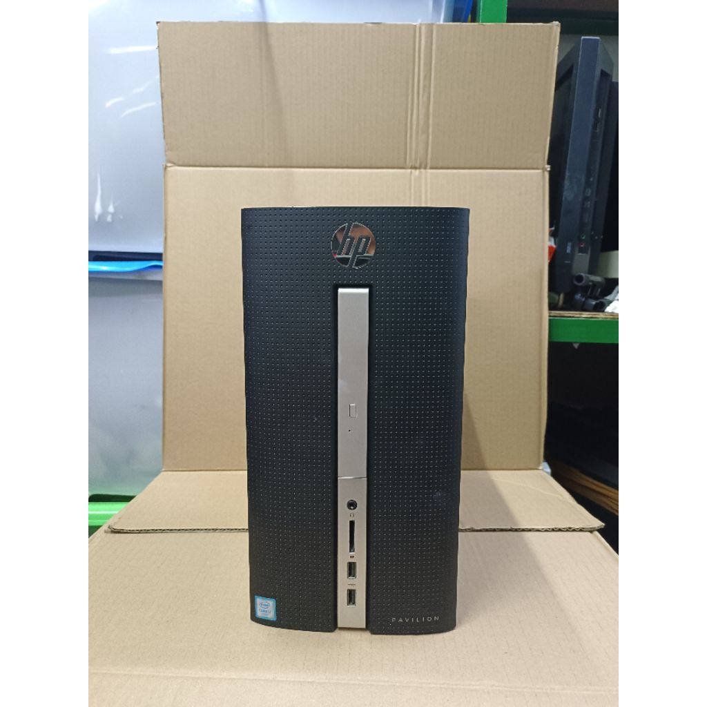 Pc Hp Pavilion  i7 GEN 6 RAM 8GB SSD256