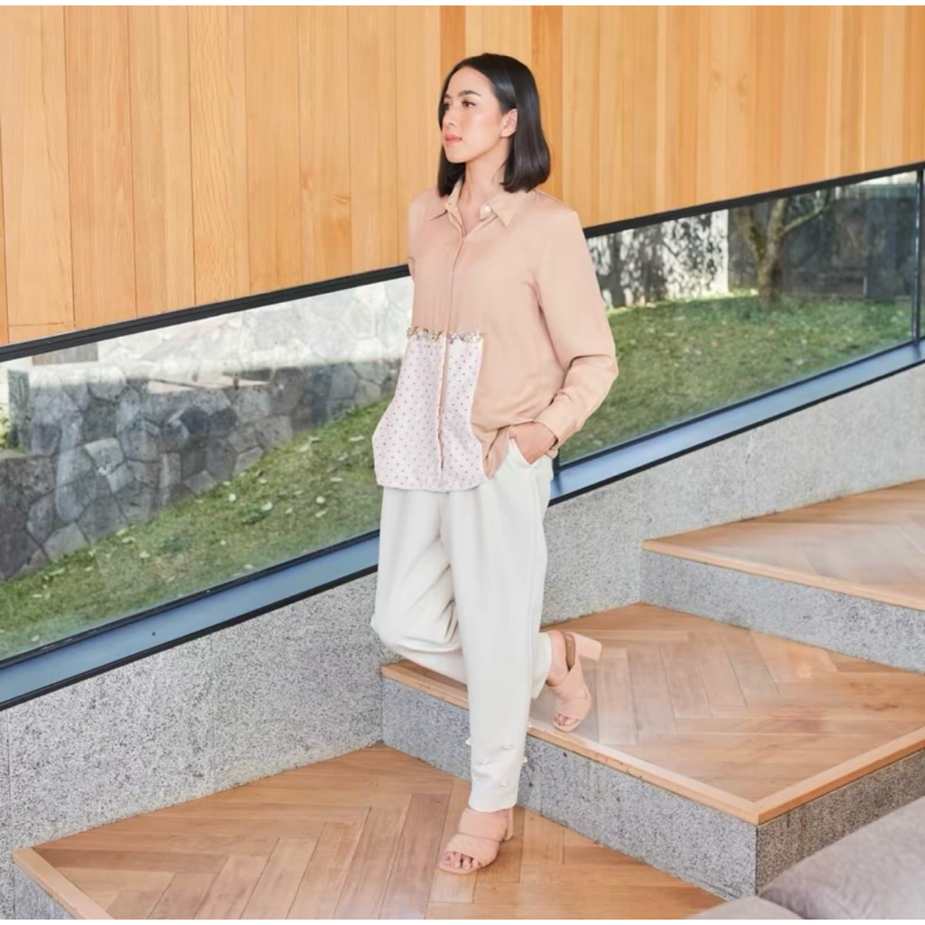 NEW Jenna & Kaia - Runi Top Peach