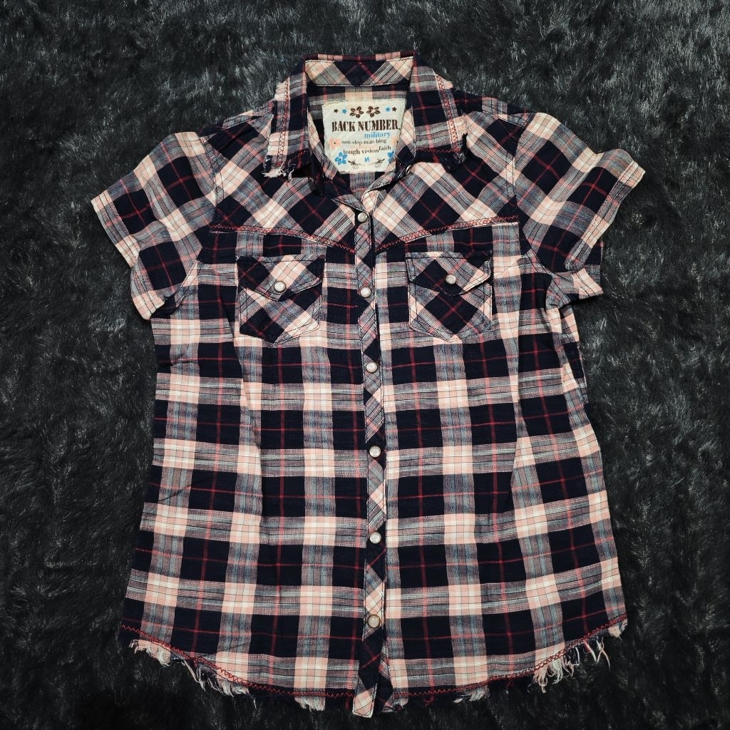 Kemeja Wanita Kotak-Kotak Tangan Pendek