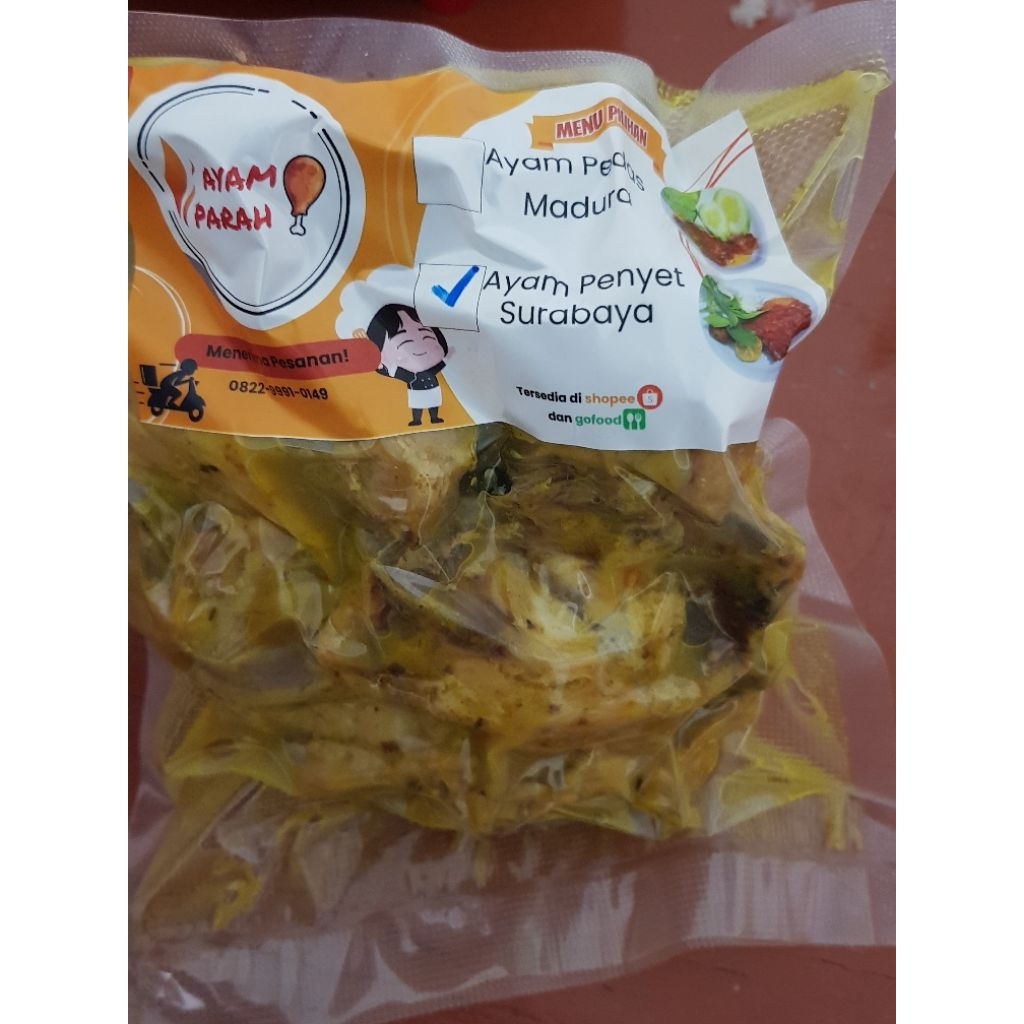 

[Ayam Parah] Ayam Penyet Surabaya [Ayam ungkep, Ayam frozen] with sambel limo, sambel penyet