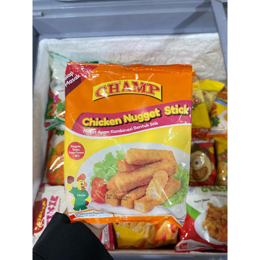 

CHAMP CHICKEN NUGGET STICK 225 gram / NAGET AYAM STIK / AYU PUTRI FROZEN FOOD