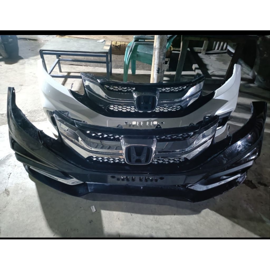 bemper Mobilio RS 2015-2016 original