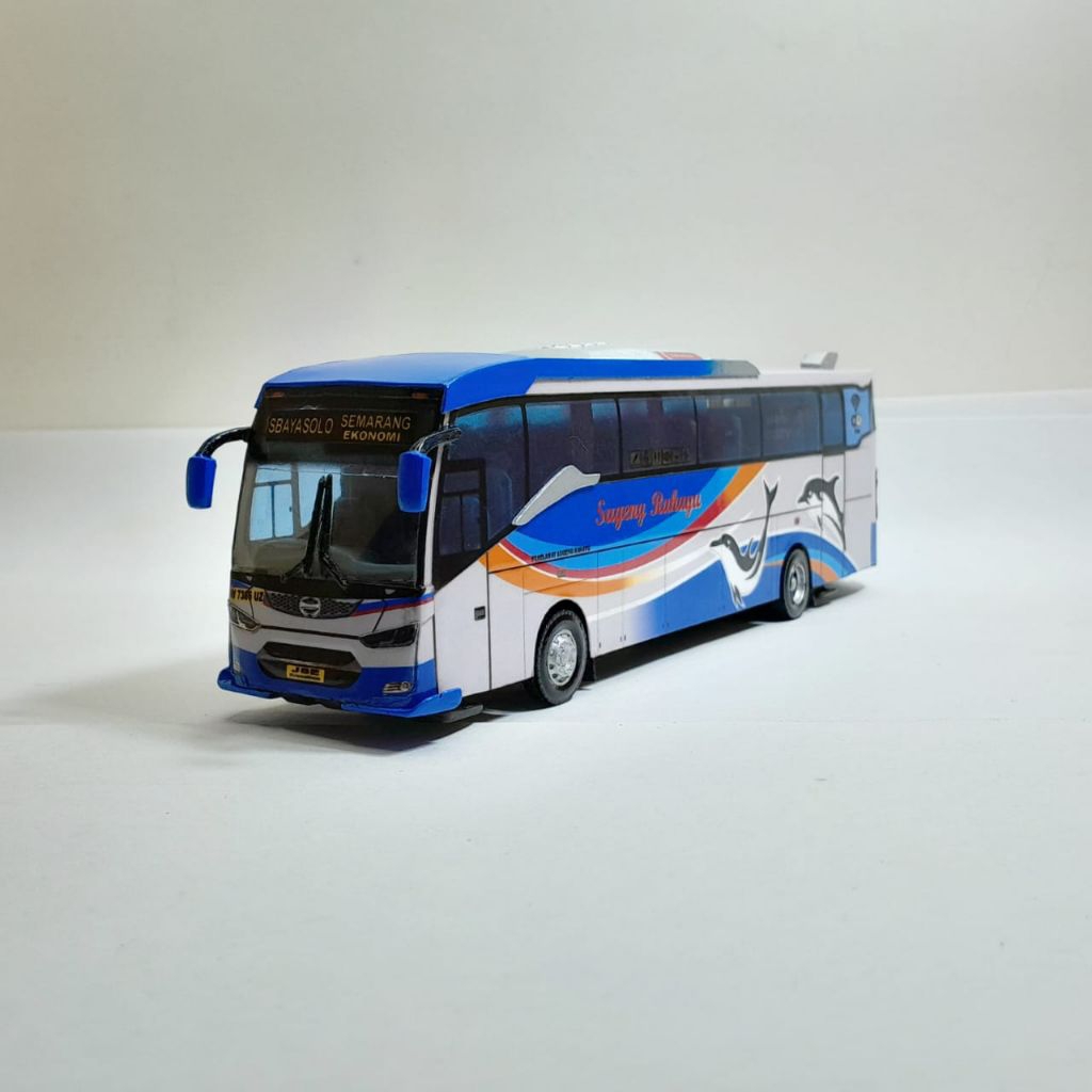 Miniatur Bus SUGENG RAHAYU new discovery