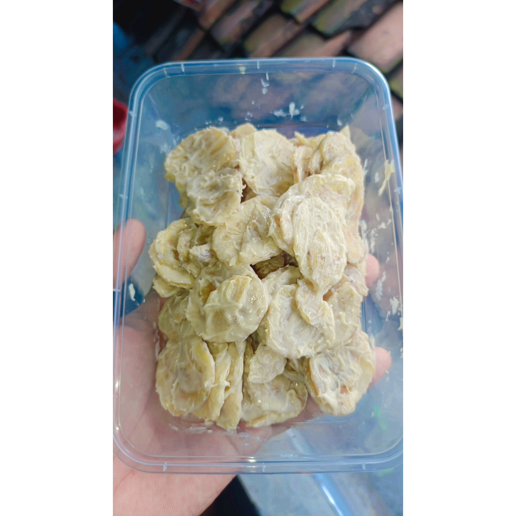 

Keripik Pisang Tiramisu Renyah Lumer 250gr | Camilan Manis Gurih Free Sumpit dan Topping