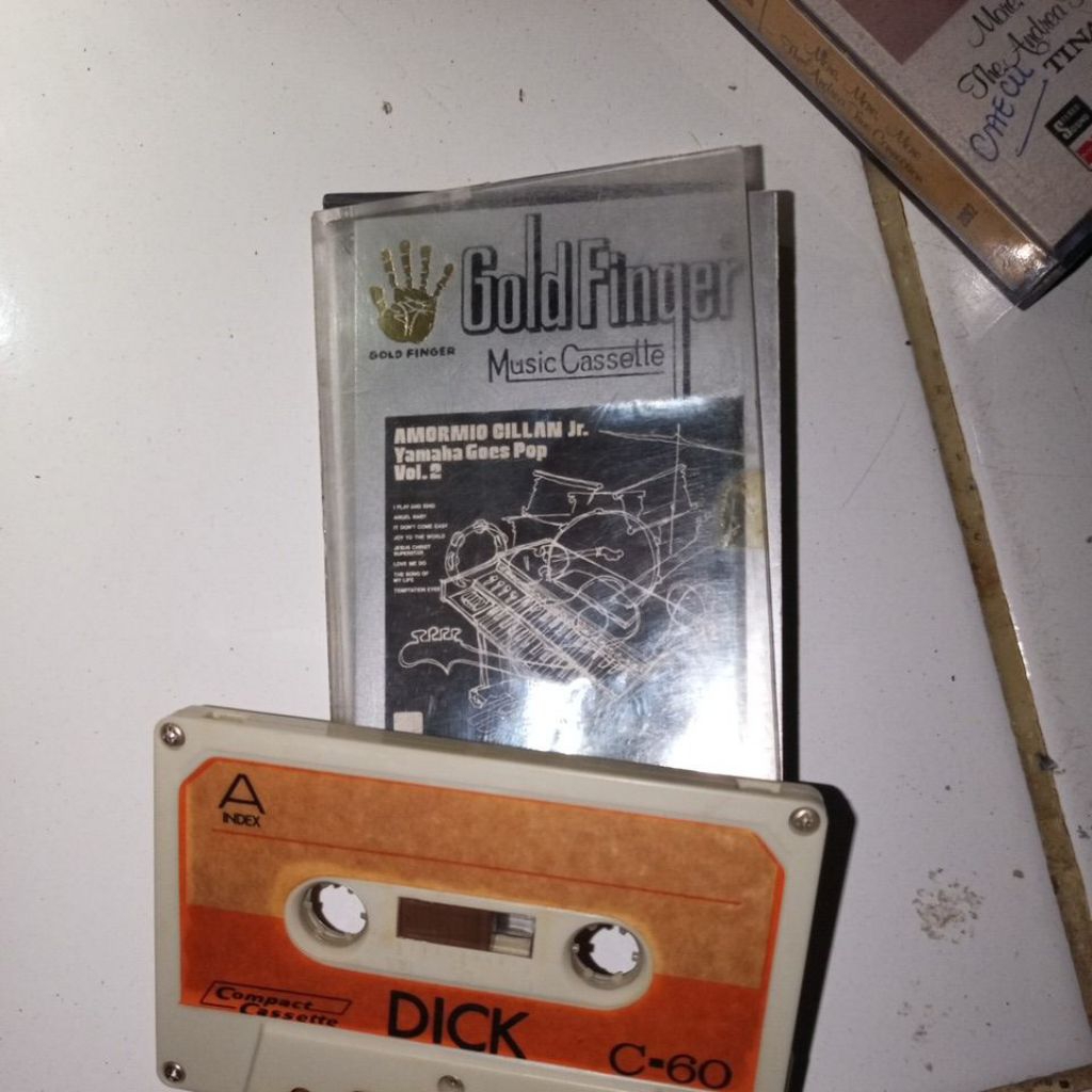 kaset pita jadul, gold finger