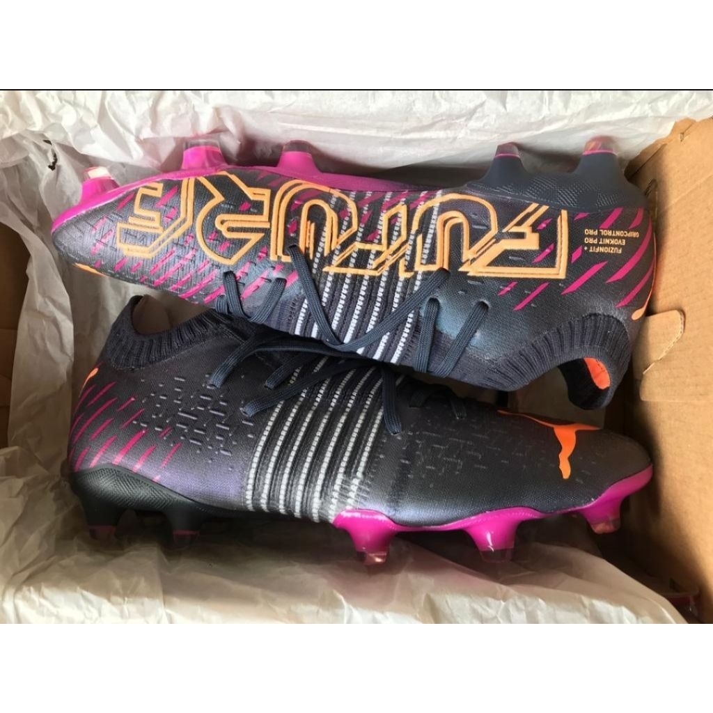 sepatu sepakbola PUMA FUTURE 1.1