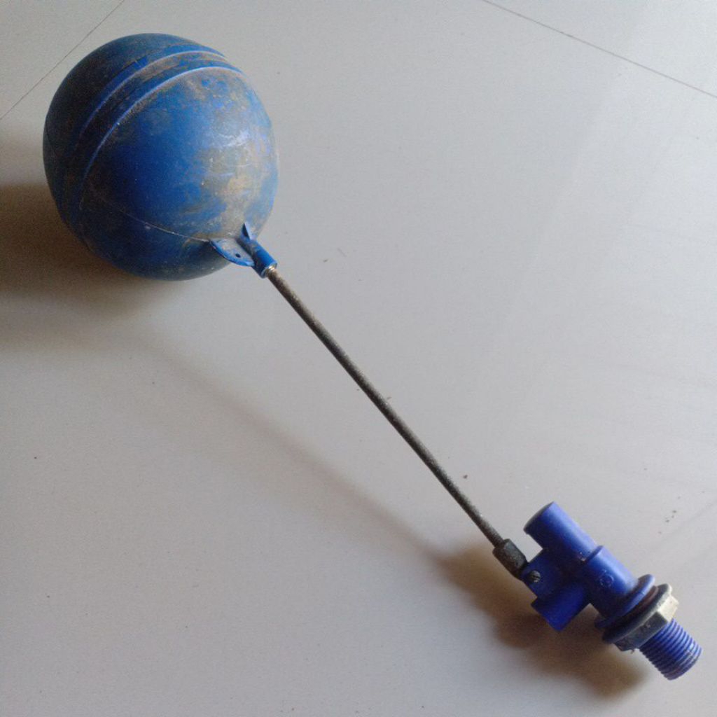pelampung bola bekas tandon bawah / kran pelampung otomatis tandon