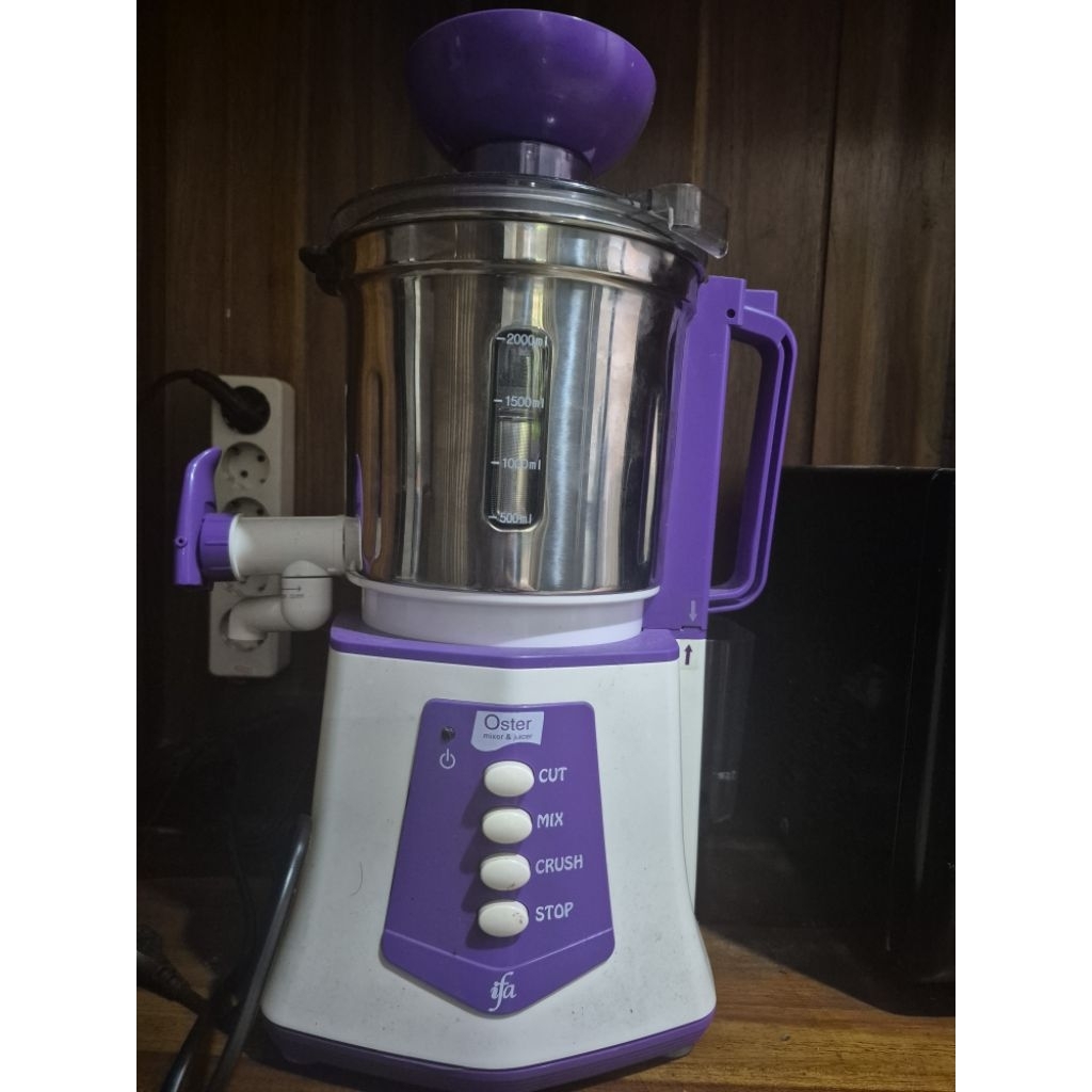 OSTER MIXER AND JUICER MERK IFA