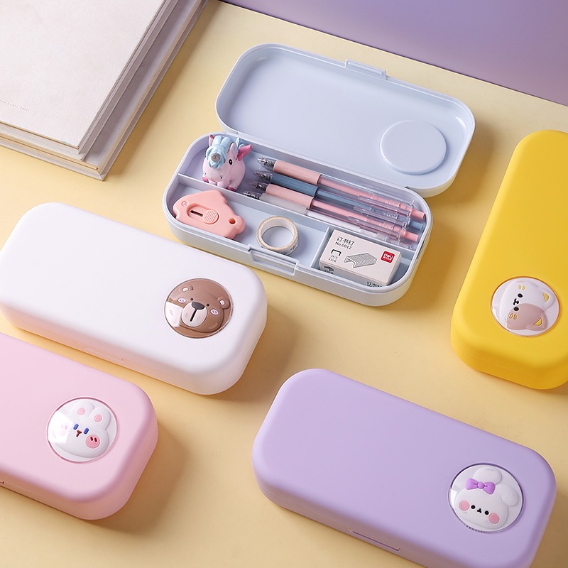 

Renée | Kotak Pensil Box Aksen Bulat Karater 3D Pencil Case 2 Tingkat Muat Lebih Banyak