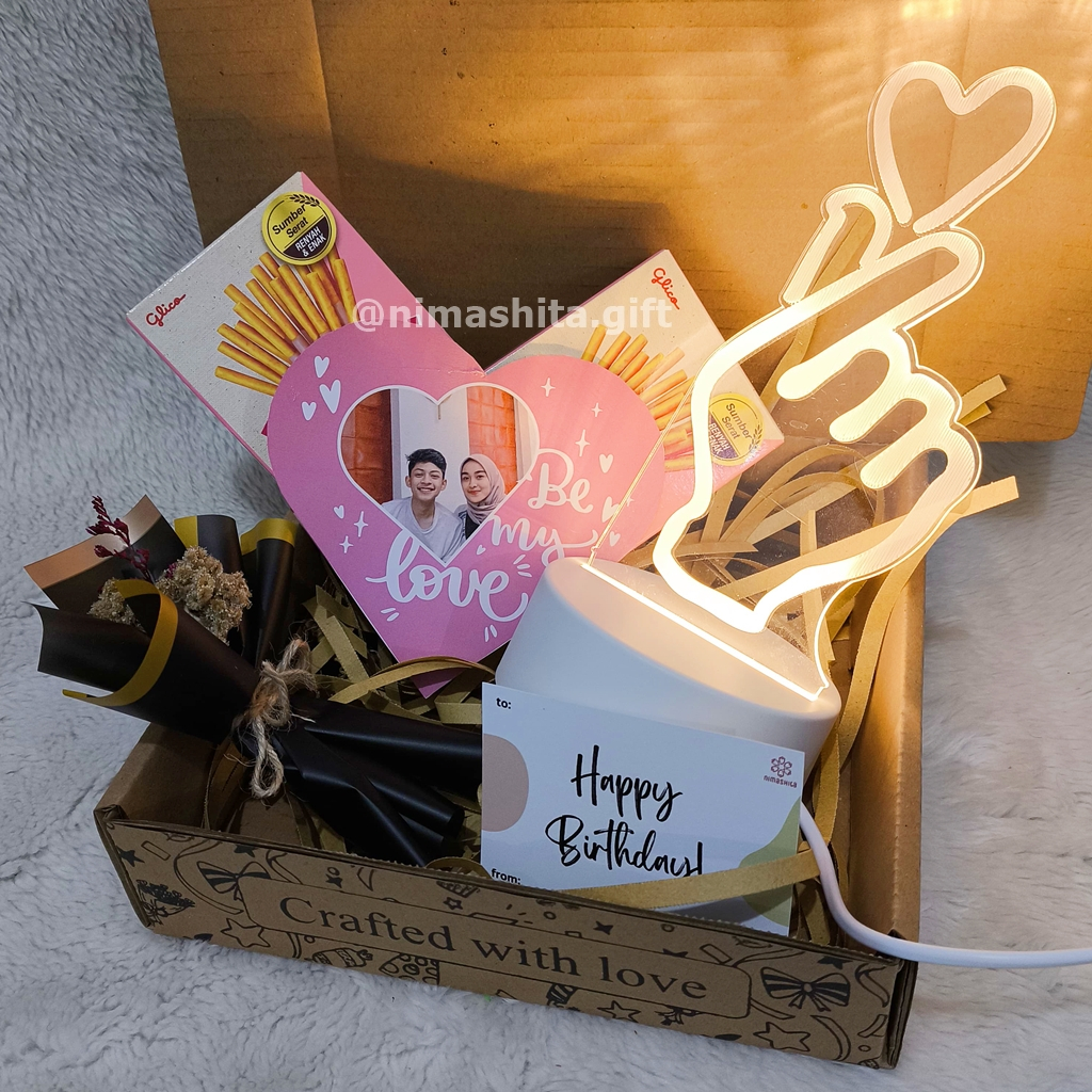 

Hadiah Ulang Tahun Pacar Cewek Pocky Love - Nimashita