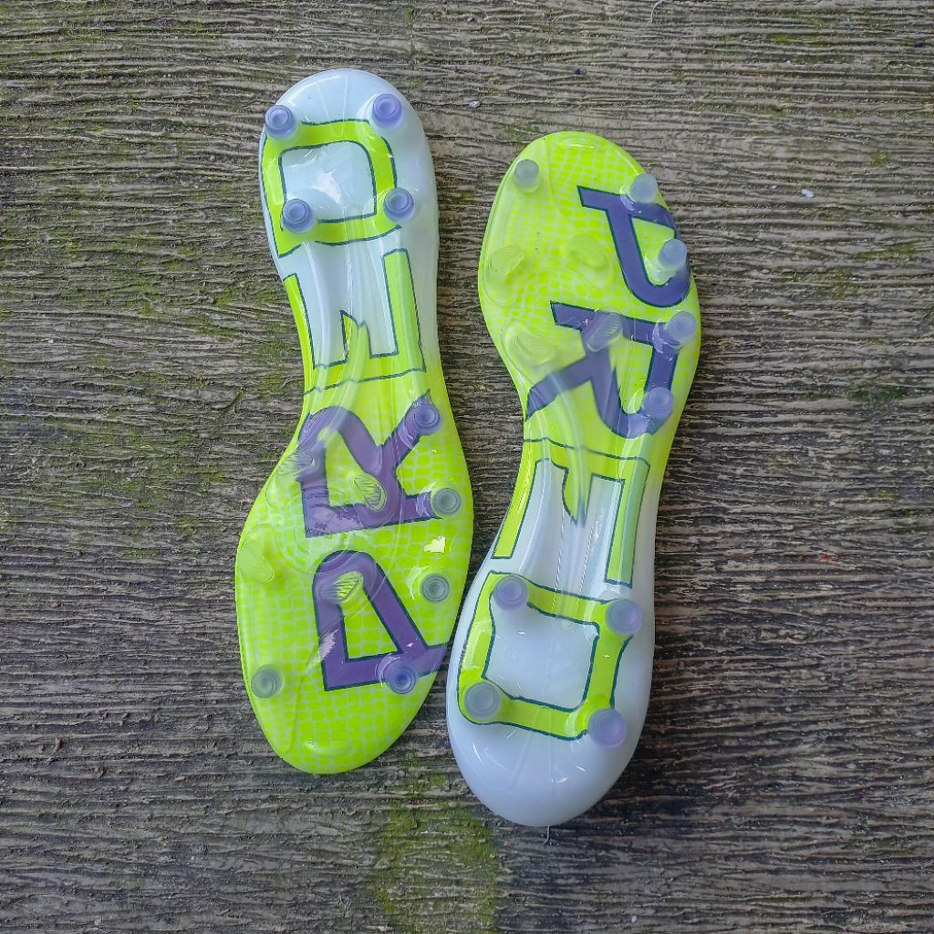 outsole sepatu bola adidas predator gold soleplate pull sol telapak sepatu