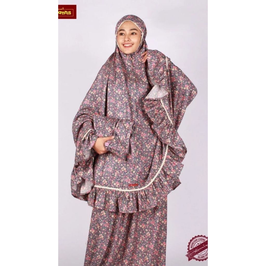 Mukena dannis