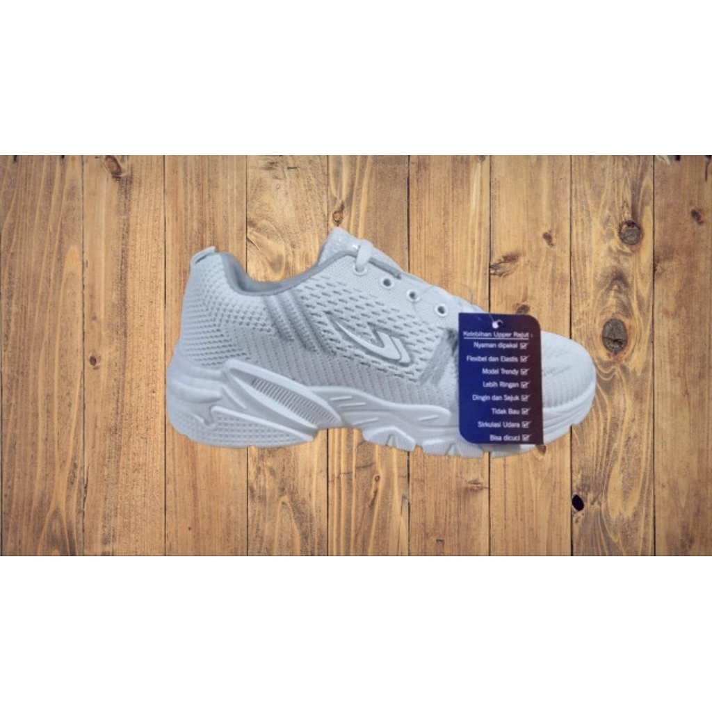 Sepatu sneaker New Era Wanita