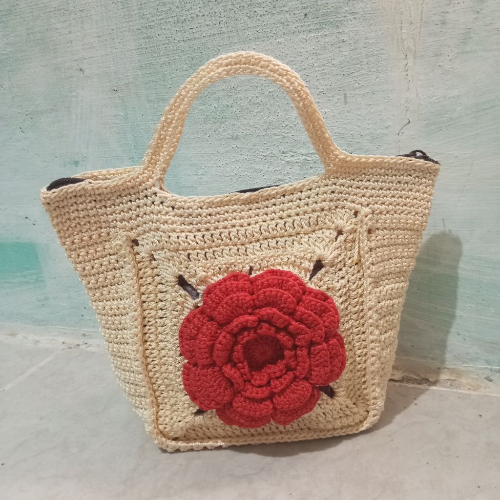 Tas jinjing rajut granny squere bunga timbul