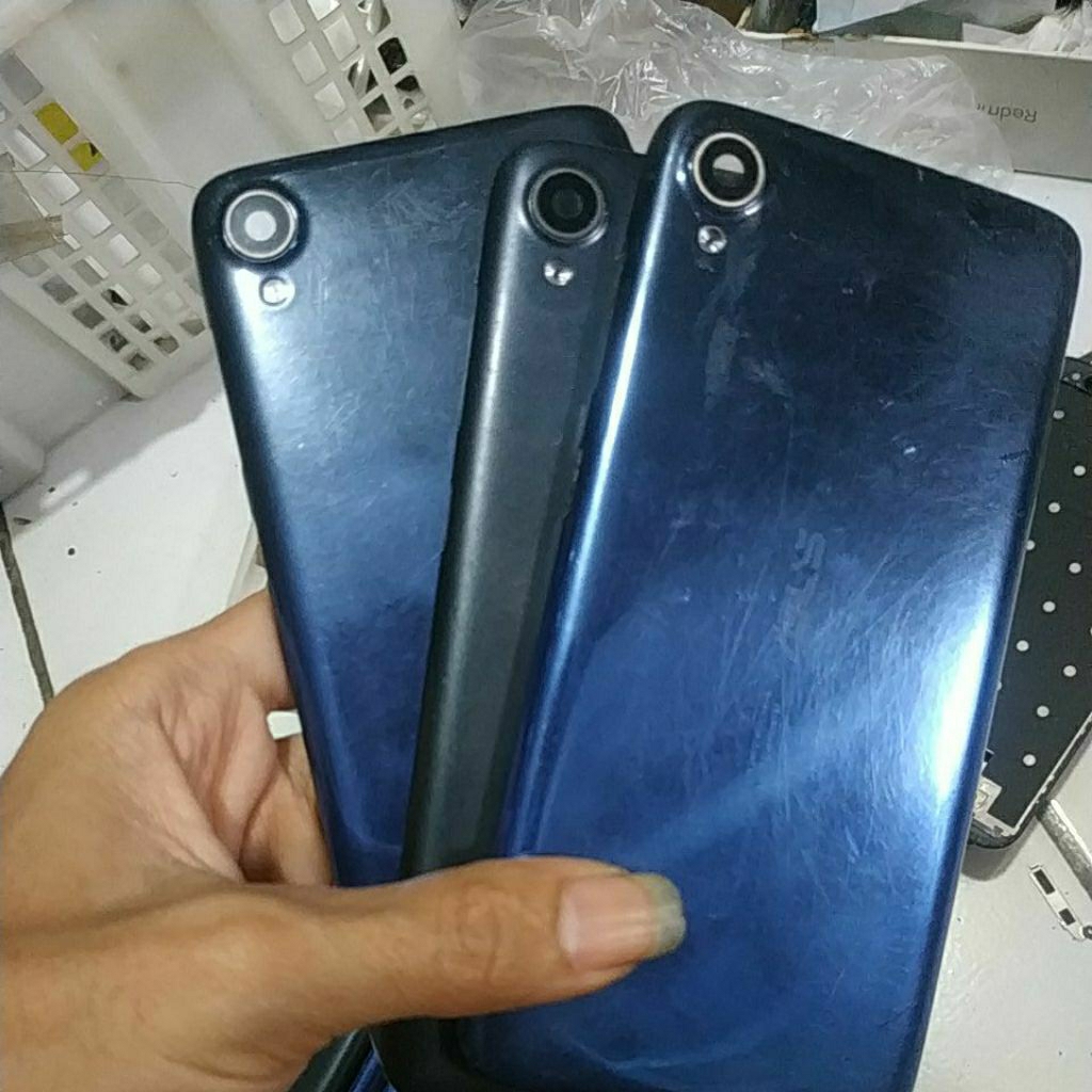 backdoor bekas Asus Zenfone L1/L2 ada bagian yang gompel/pecah
