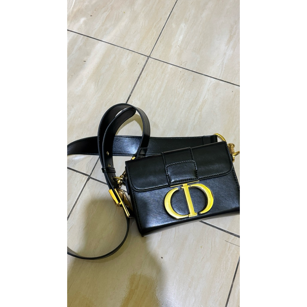TAS DIOR SLING BAG
