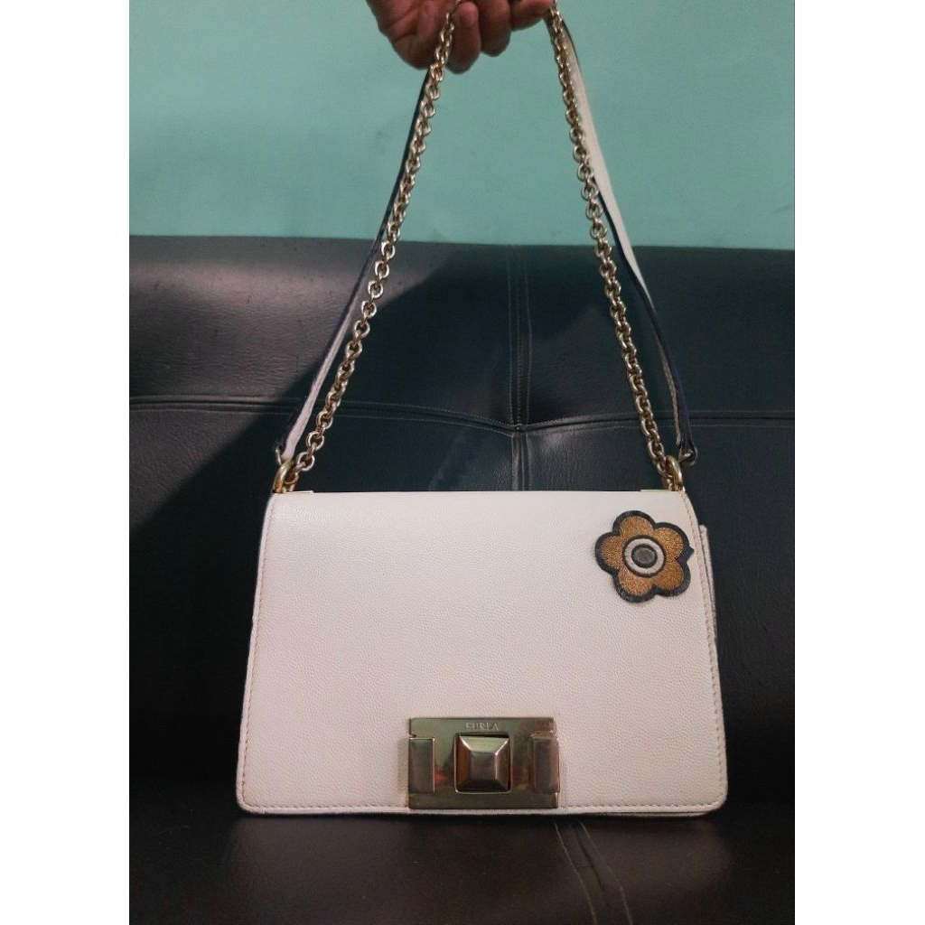 Preloved Tas Sling F*RLA clutch original tas branded