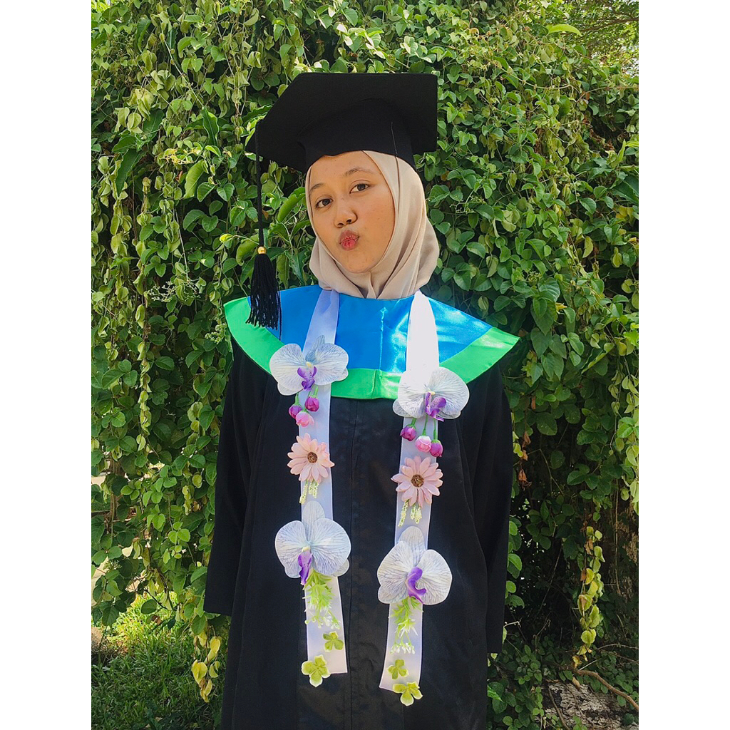 GRADUATION FLOWER SASH