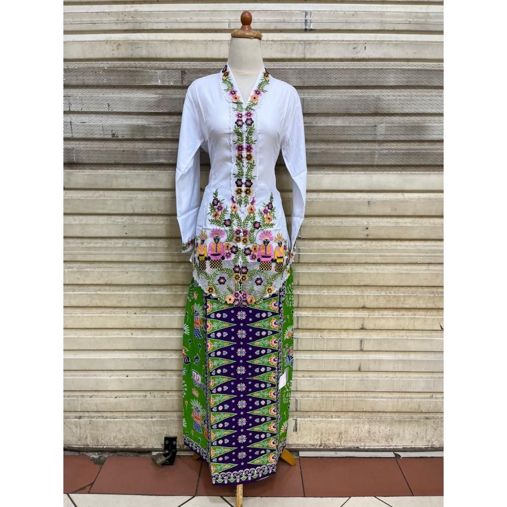 set kebaya encim ondel-ondel kebaya betawi