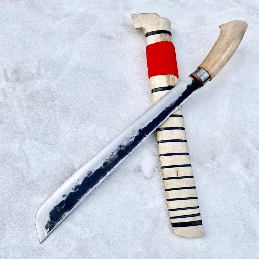 Golok Tajam dan Kuat