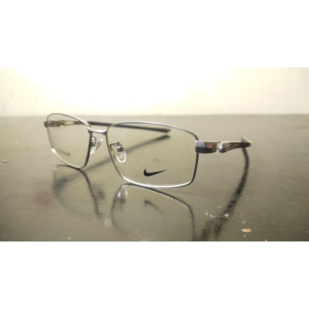 Kacamata Frame Pria Titanium Nike 2171_1 s58 Silver Chrome Model Elegan Sporty - Size Besar