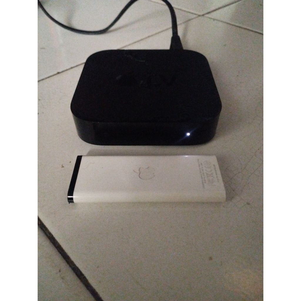 Apple tv smart box a1427 second