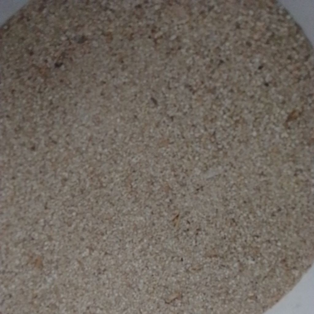 beras menir/beras ayam