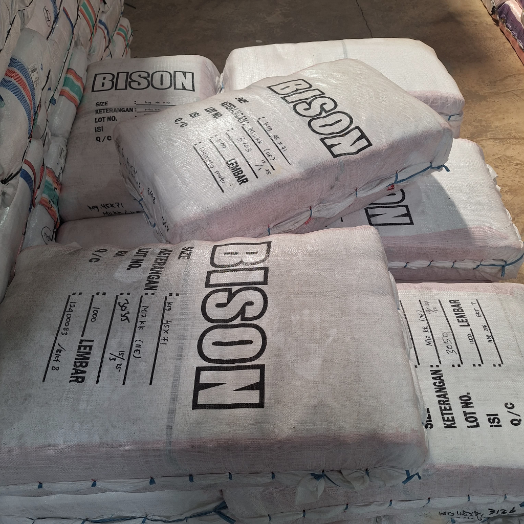 Karung Dop Putih 25 kg Merk Bison /per 1 ball isi 1000 pcs