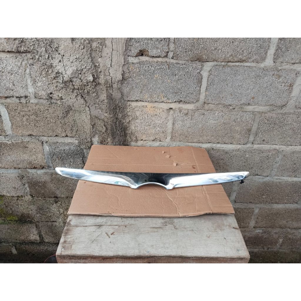 Lis kap mesin Avanza VVTI 2018 2011