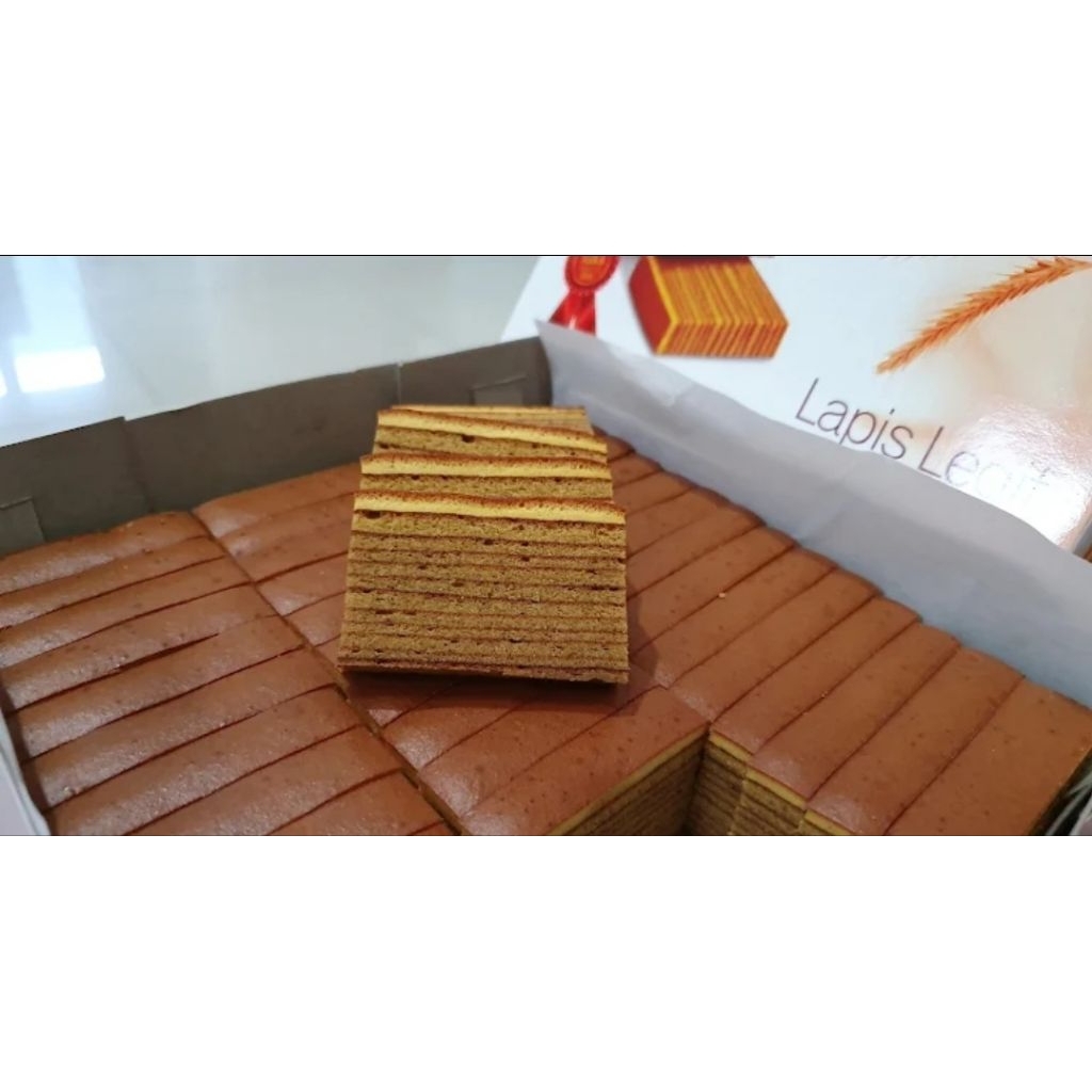 

LAPIS LEGIT RIKA MEDAN