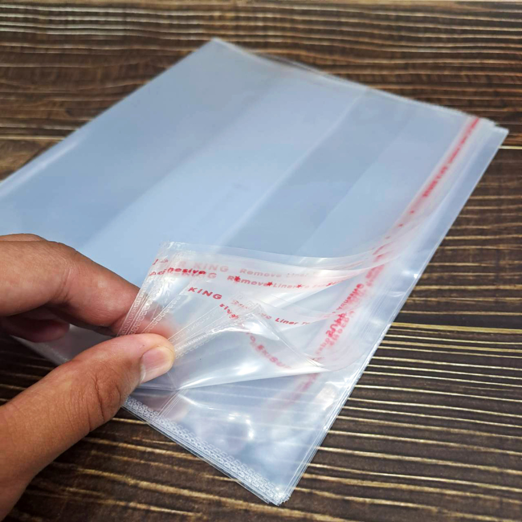 

OKEY Sampul Buku Kwarto 16 x 21 cm - Plastik Bening dengan Lem Isi 10 Pcs | 6266451