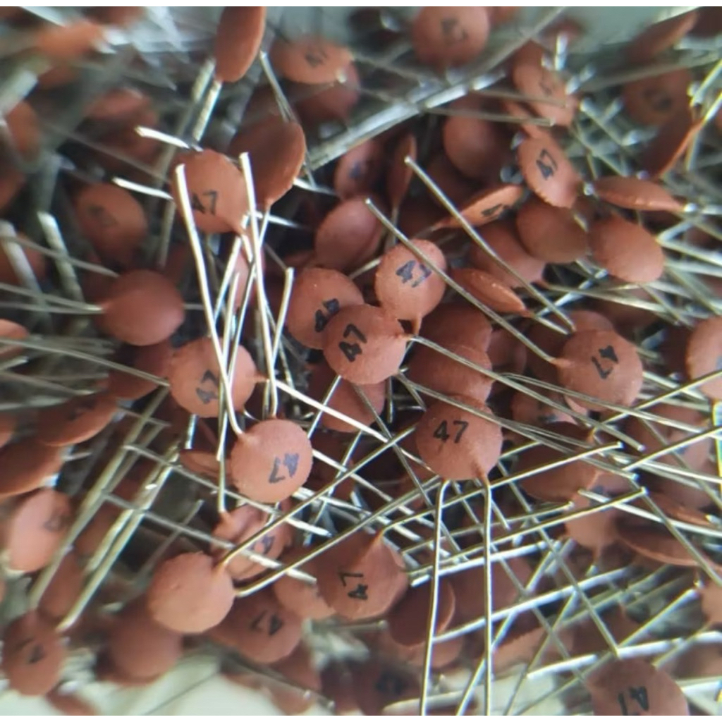 capasitor ceramic 47pf 100 volt 10biji / kapasitor keramik 47 pf 100 v