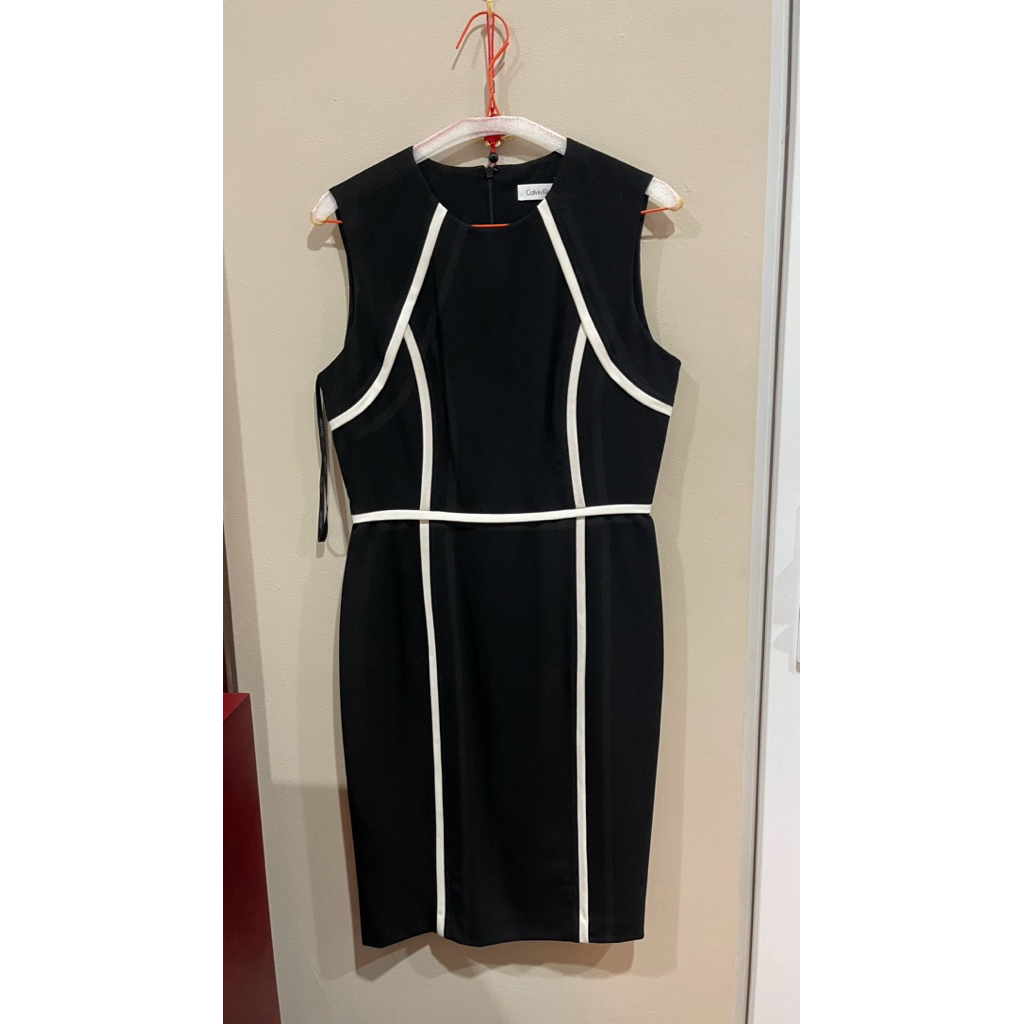 CALVIN KLEIN Dress