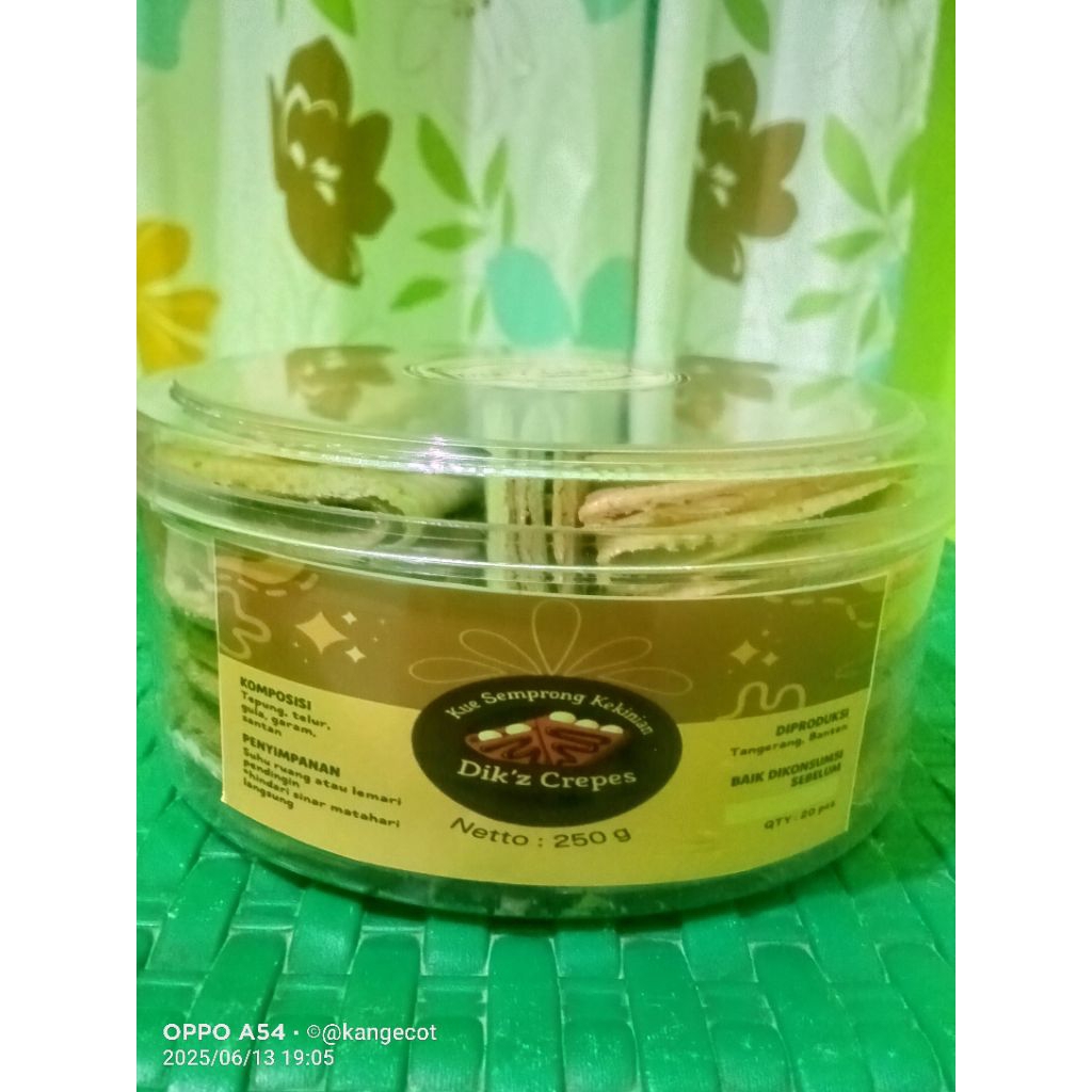 

Kue Semprong Kekinian