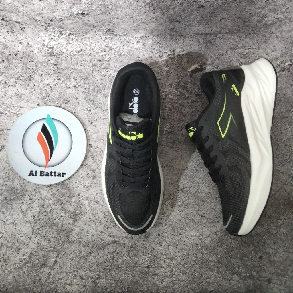 SEPATU DIADORA MANUELA