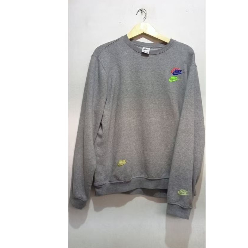 Crewneck Nike seven swoosh