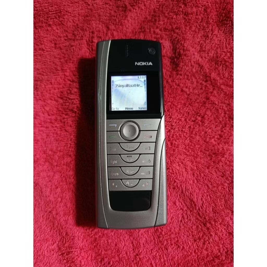 Nokia 9500 Communicator, FullSet, Tangan1, Normal, Mulus, Signal All Operator