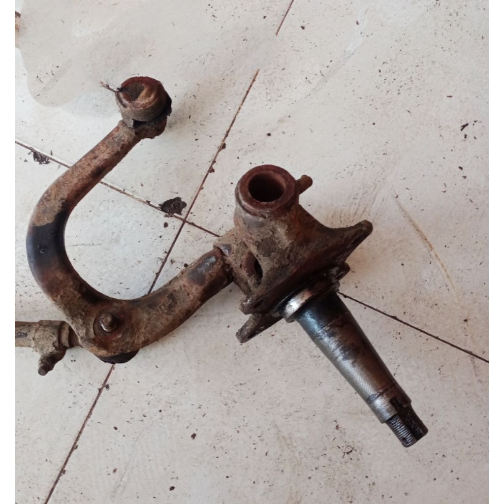 knuckle as roda depan colt diesel PS ps100 canter engkel copotan