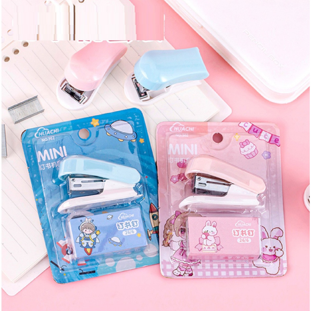 

Set staples mini dengan isi staples motif kartun lucu