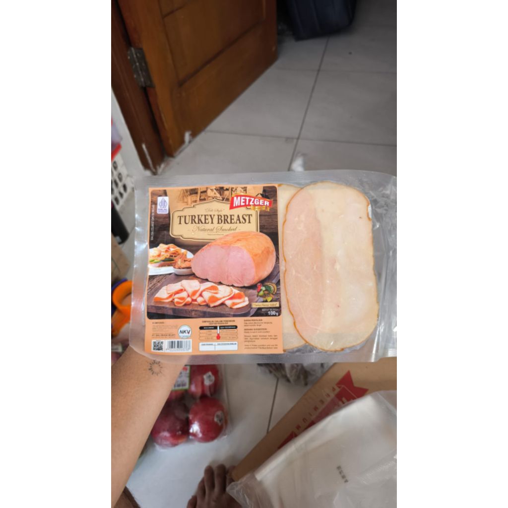 

Metzger Turkey Breast Natural Smoked Slice 100 gr