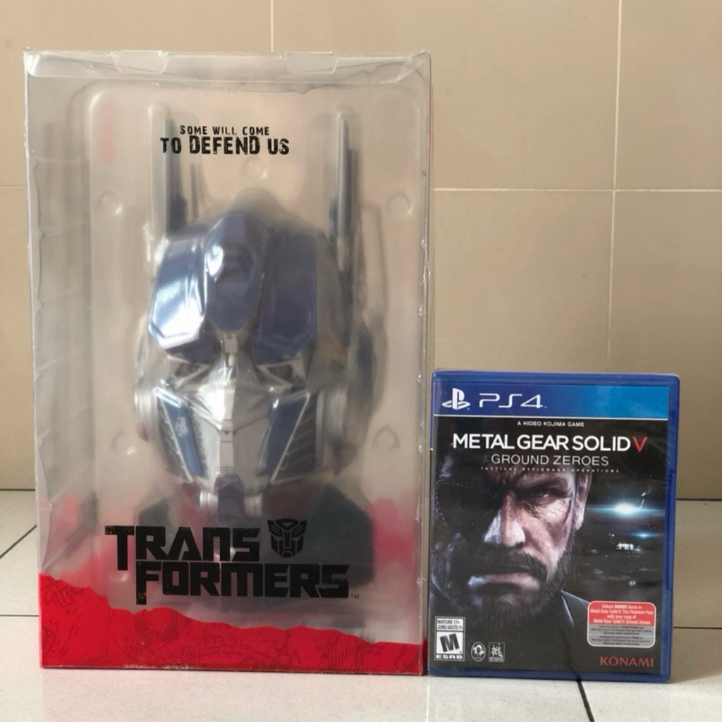 PopBox Collectibles Optimus Prime Electronic Bust