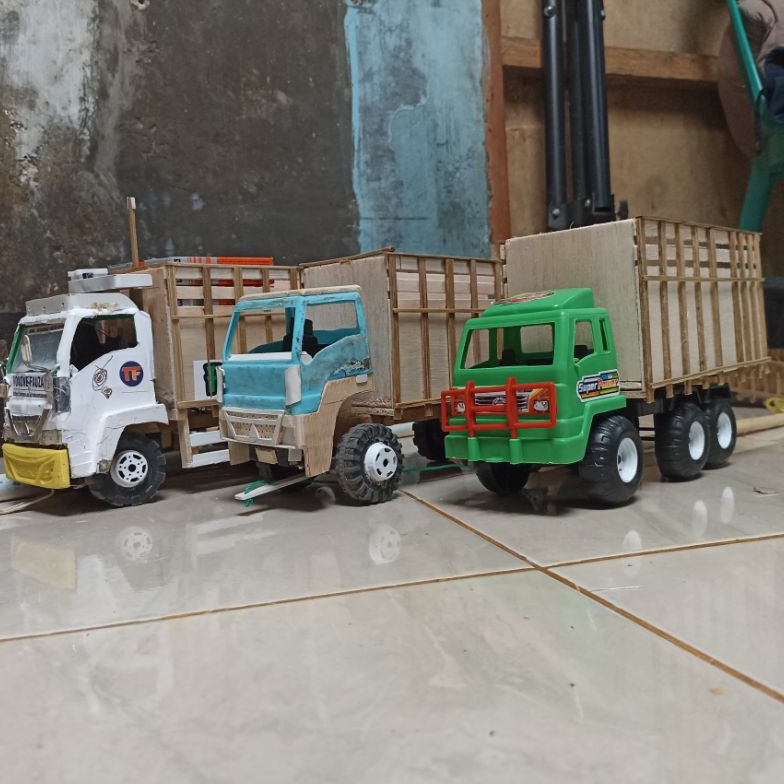 KODE R63E BAK TRUK MINIATUR  UNTUK TRUK PLASTIK DAN SEJENISNYA  TERBUAT DARI TRIPLEK