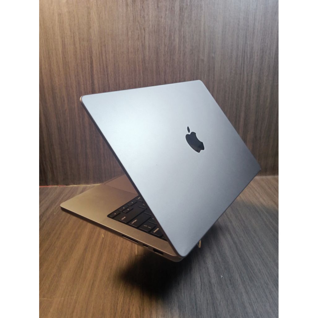 Macbook pro M1 pro - 16/512 Grey