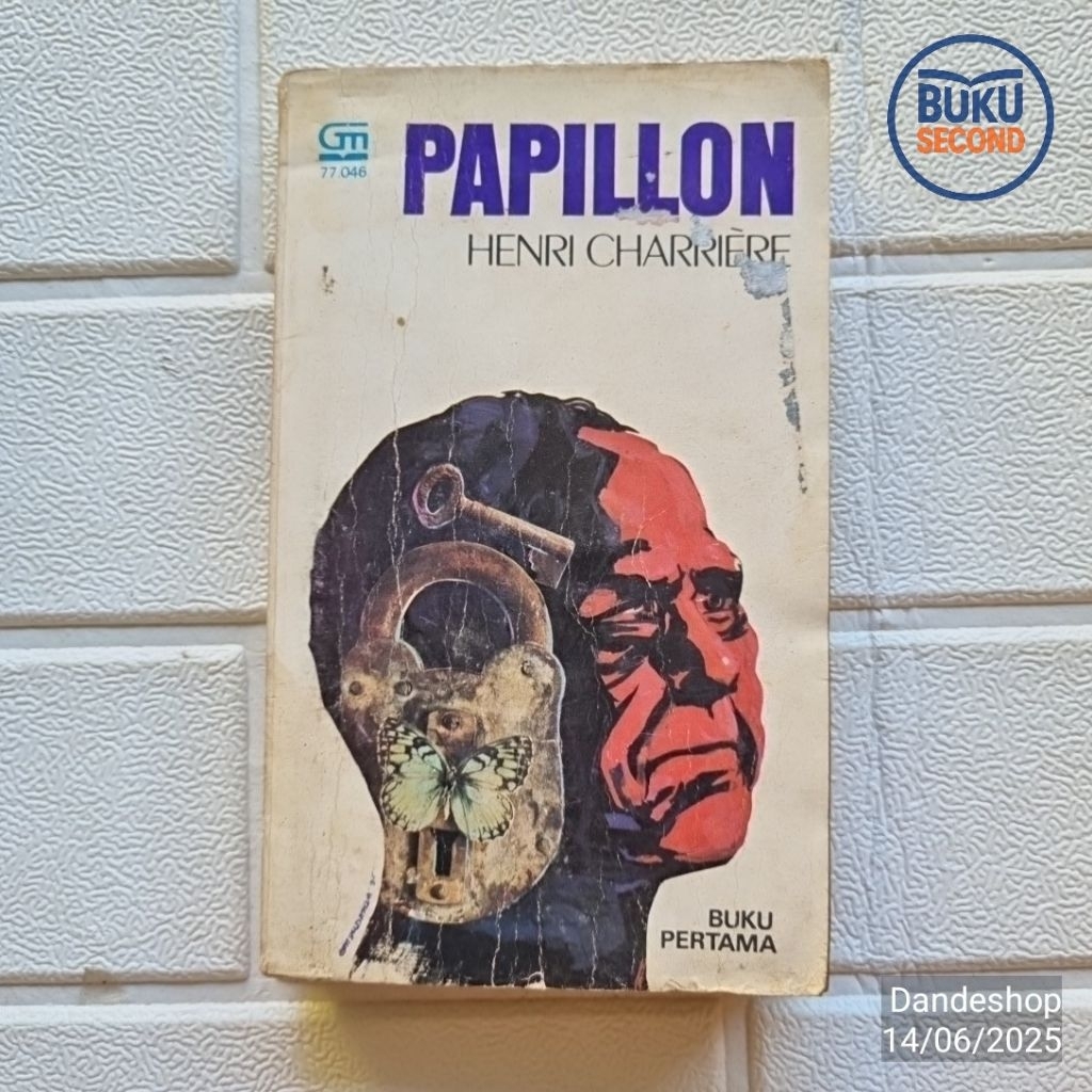 Papillon by Henri Charriere (Buku Pertama) - Novel Bekas Preloved Original