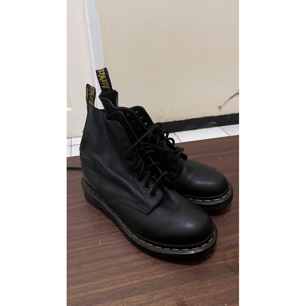 Docmart Dr. Martens 1460 Pascal Black Original Second Preloved