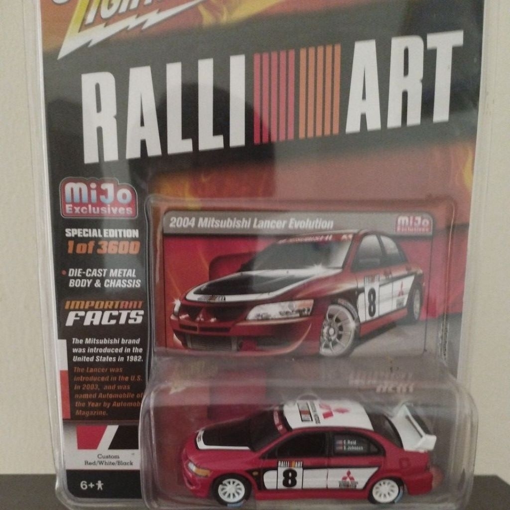 Johnny Lightning Mitsubishi Lancer Evolution 2004 Ralliart